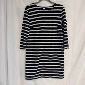 Old Navy Black and White Striped Long Sleeve Shift Dress